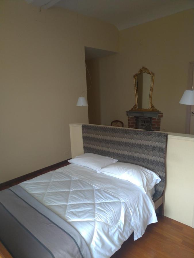 Bed and Breakfast Dimora Castello Dei Conti Trinita  Экстерьер фото